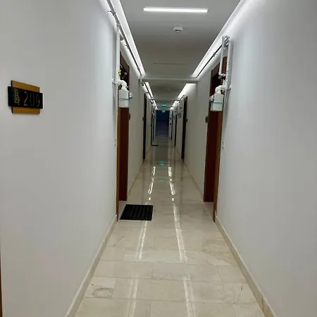 Perla Mamaia Sea View Near The Apartment *